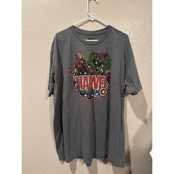 Disney Marvel Avengers Grey Comic Book Style Tee 2X - Picture 1 of 3